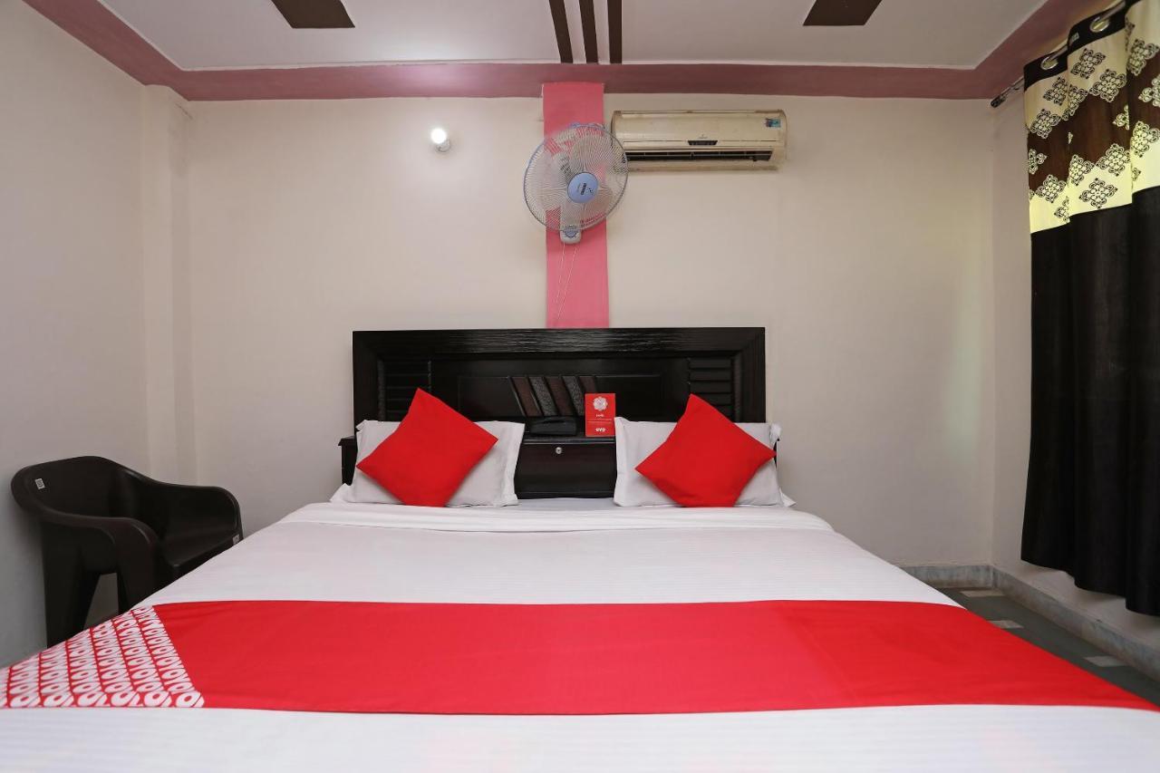 Oyo 29187 Hotel Shree Baki Bihari Dayal Bagh Exterior foto