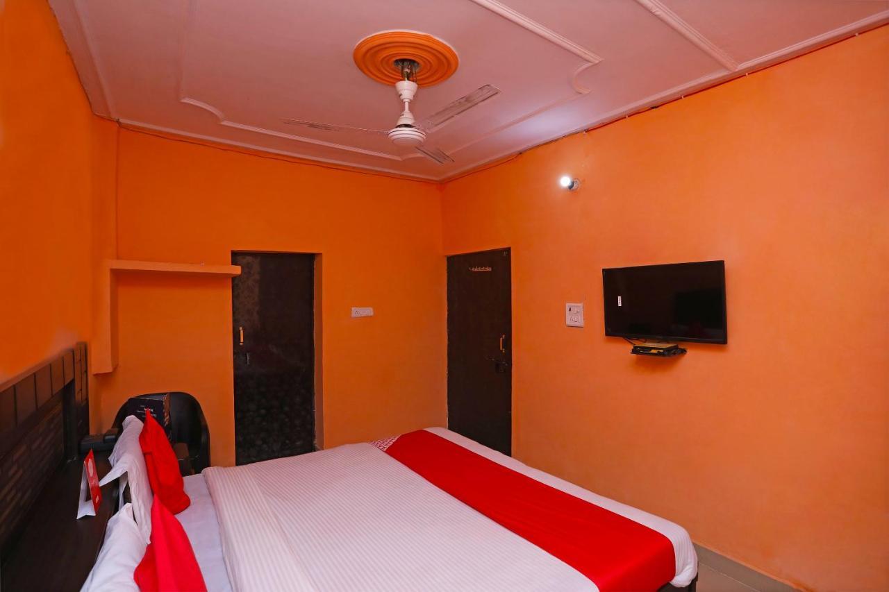Oyo 29187 Hotel Shree Baki Bihari Dayal Bagh Exterior foto