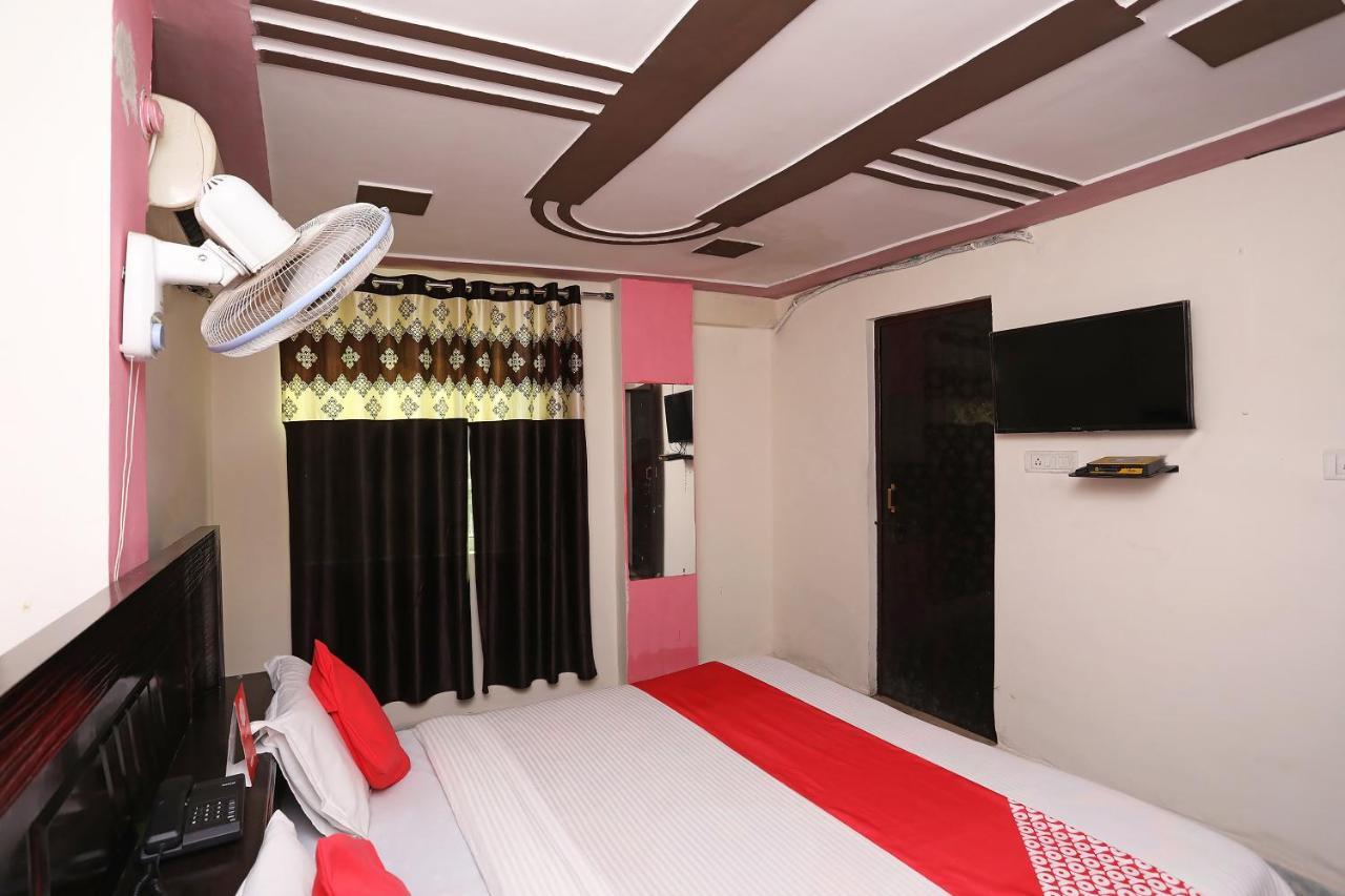 Oyo 29187 Hotel Shree Baki Bihari Dayal Bagh Exterior foto